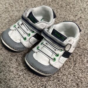 Stride Rite Kids' White, Gray, and Green Sneakers- size 4